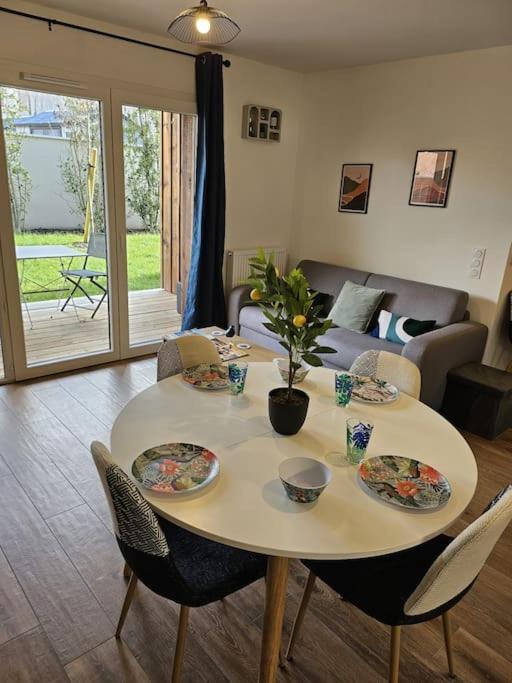 Les Cottages Jardin Elegant Et Ambiance Cosy 比斯卡罗斯 外观 照片
